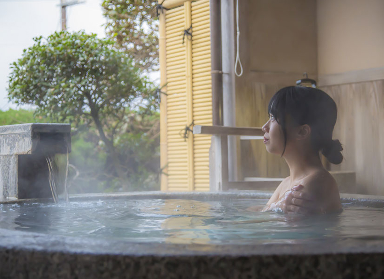 Japanese-style room with an open-air bath