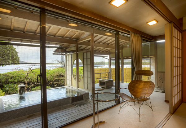 Japanese-style room with an open-air bath